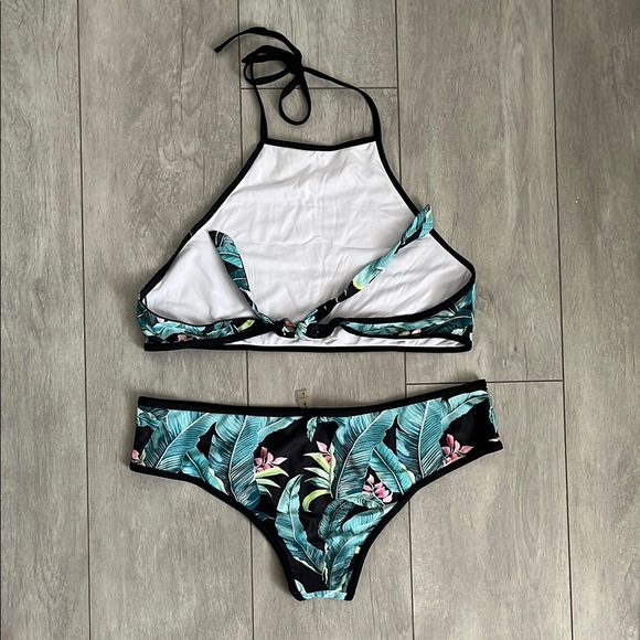 CUPSHE Tropical Leaf Print Swimsuit Bikini Set, Size L - Picture 7 of 9